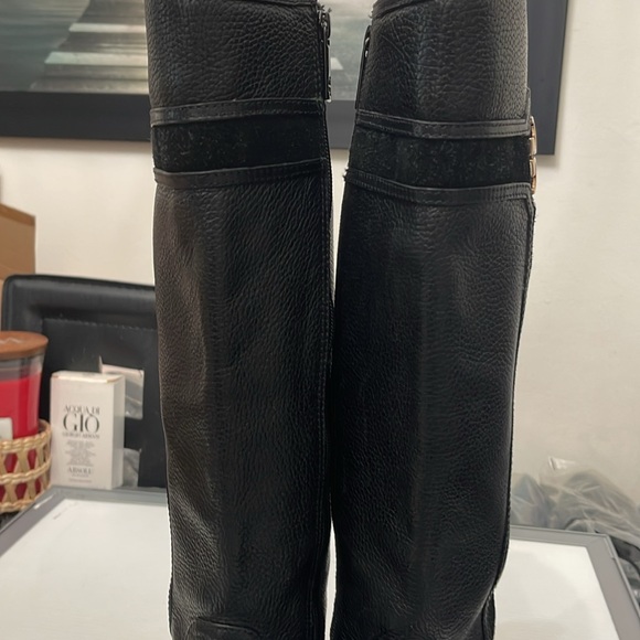 TORY BURCH ALAINA BLACK PEBBLED LEATHER BOOTS WOMENS SIZE 8M - Picture 6 of 16